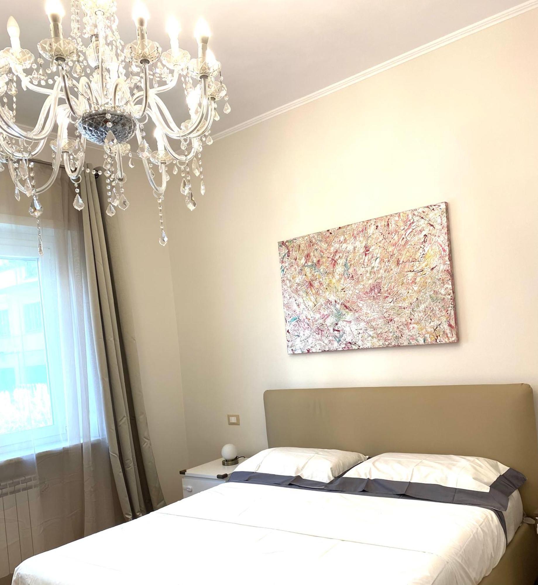 Arca Luxury Rom